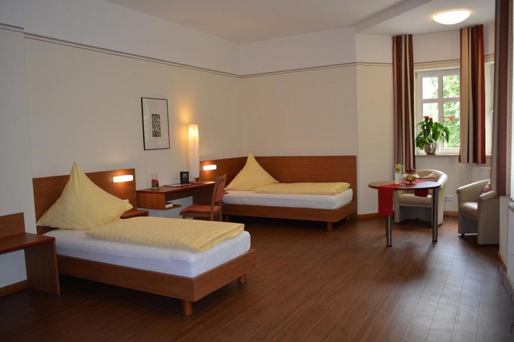 Gaestehaus Schweiklberg Фильсхофен-ан-дер-Донау Экстерьер фото