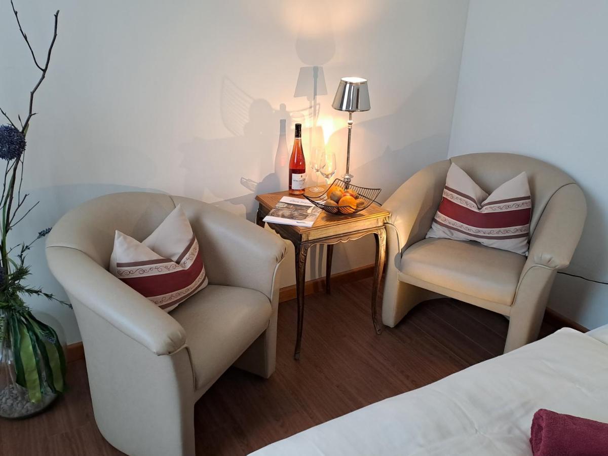 Gaestehaus Schweiklberg Фильсхофен-ан-дер-Донау Экстерьер фото